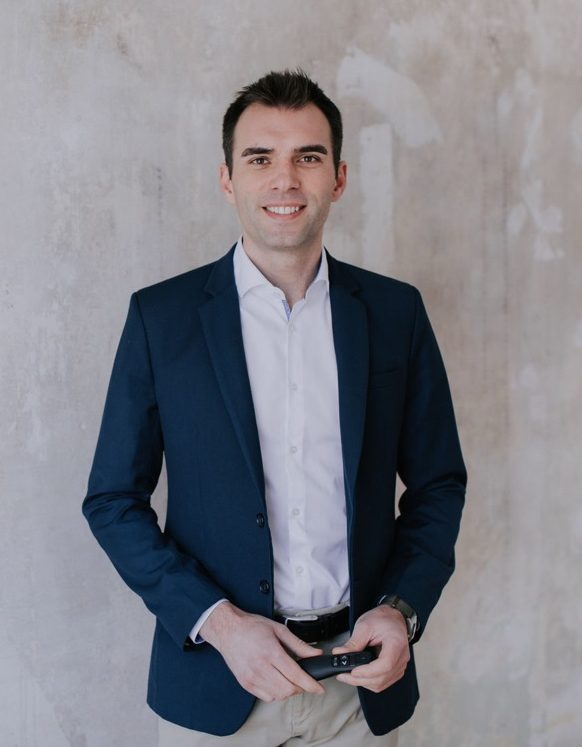 Lead2Sales-LighthouseMinds-Patrick